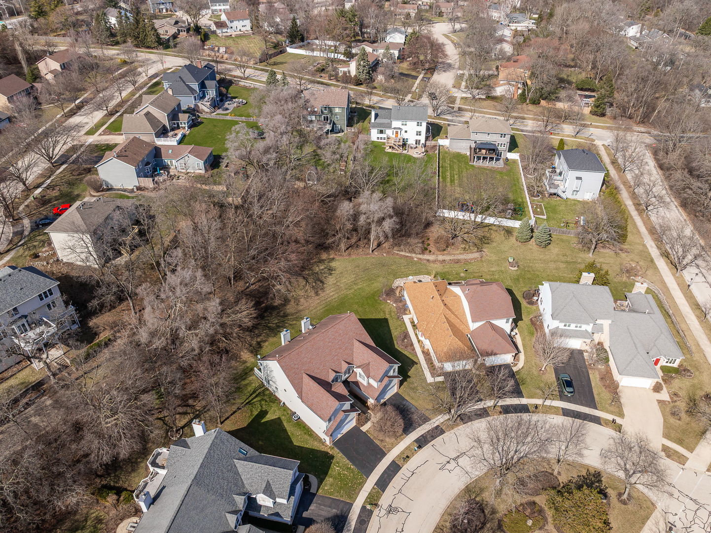 907 THORNWOOD Court #2, St. Charles, IL 60174