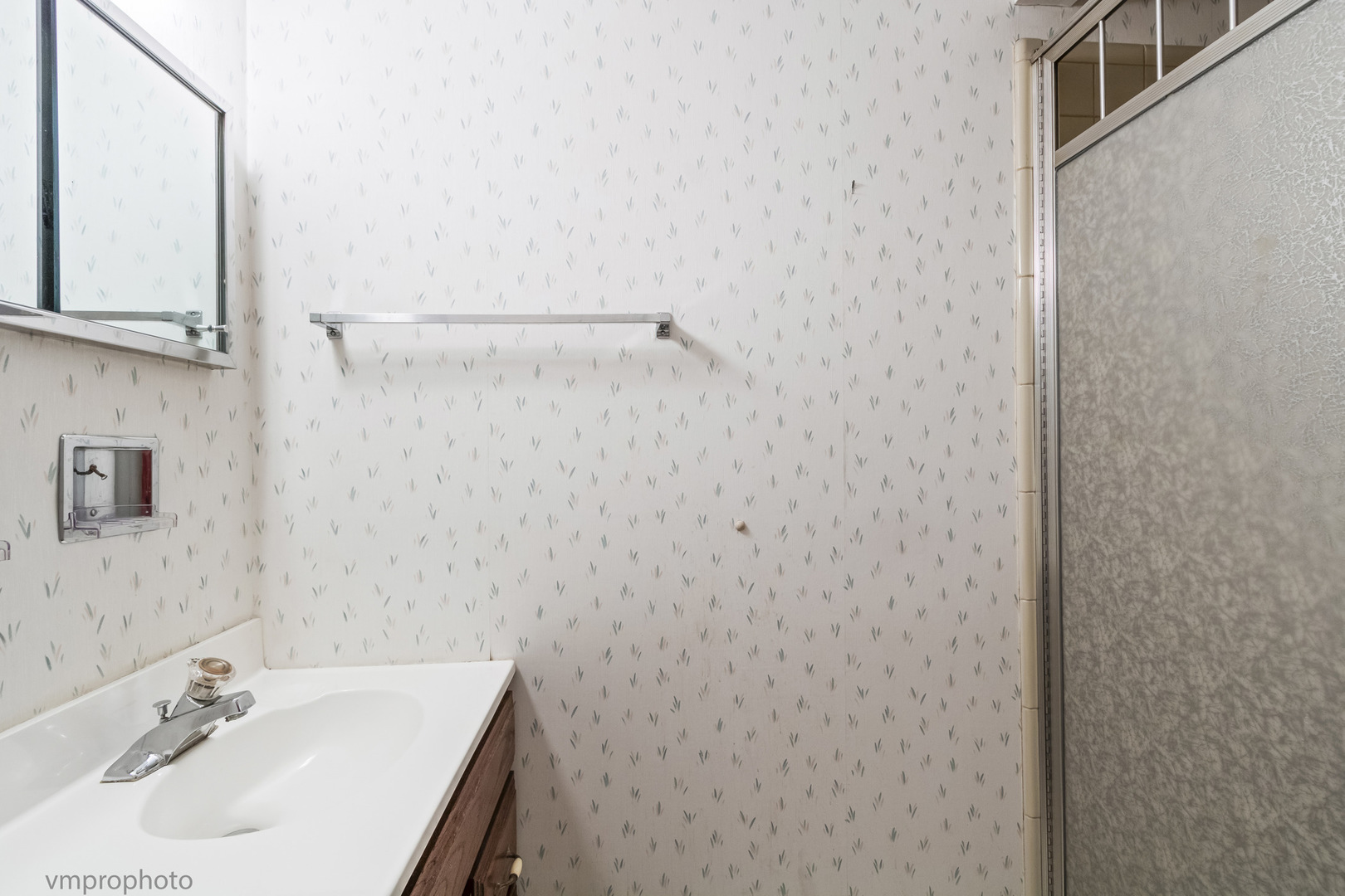 951 Lonsdale Road, Elk Grove Village, IL 60007