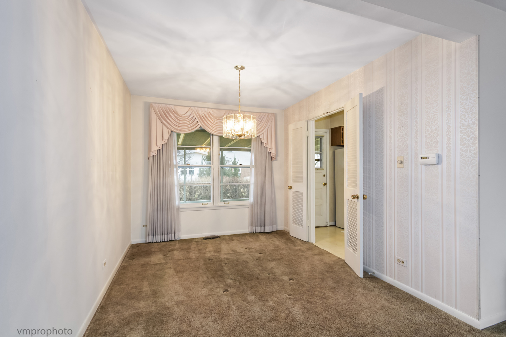 951 Lonsdale Road, Elk Grove Village, IL 60007