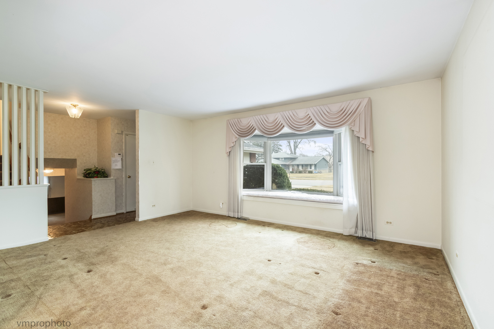 951 Lonsdale Road, Elk Grove Village, IL 60007