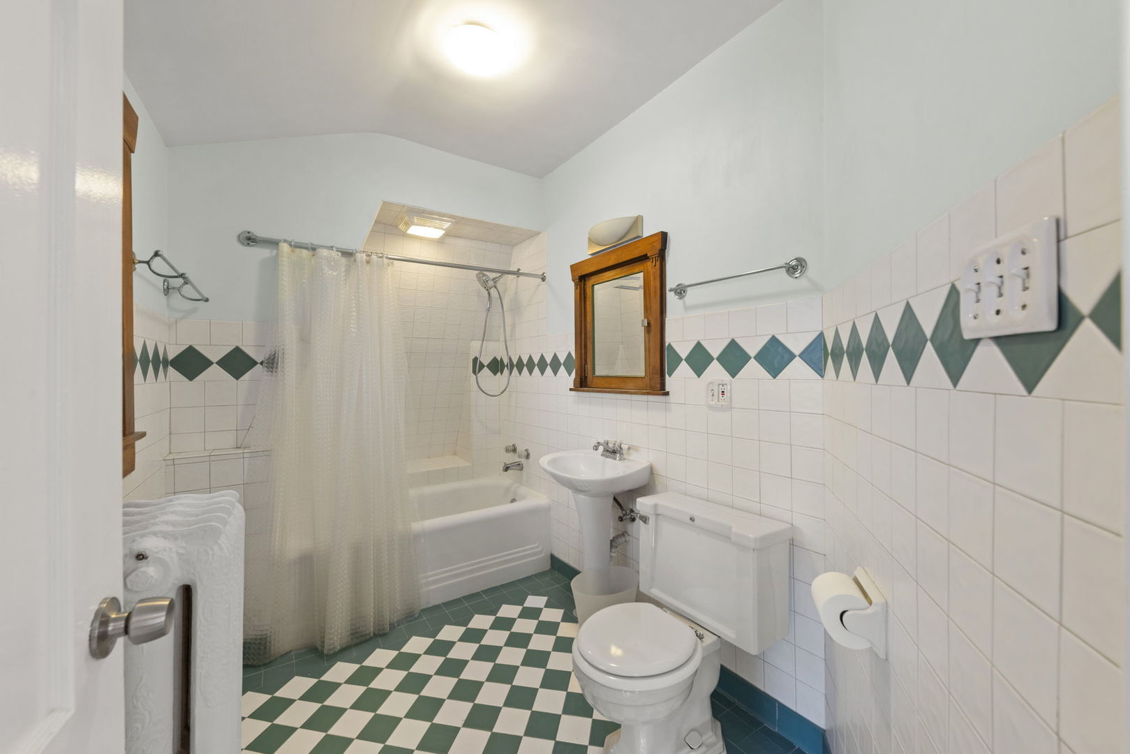 535 N Ashland Avenue, La Grange Park, IL 60526