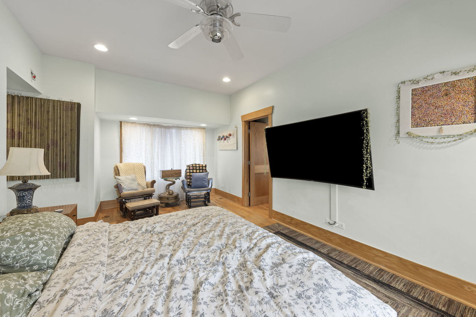 535 N Ashland Avenue, La Grange Park, IL 60526