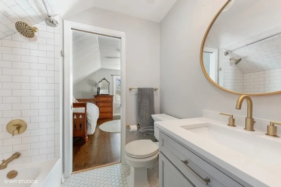 540 S Evergreen Avenue, Arlington Heights, IL 60005