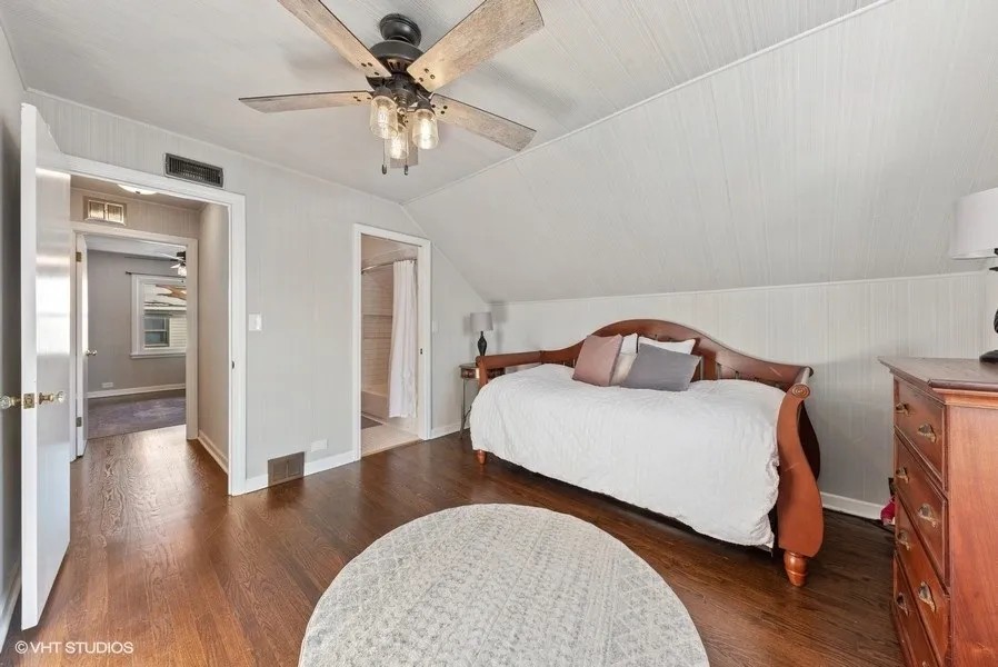 540 S Evergreen Avenue, Arlington Heights, IL 60005