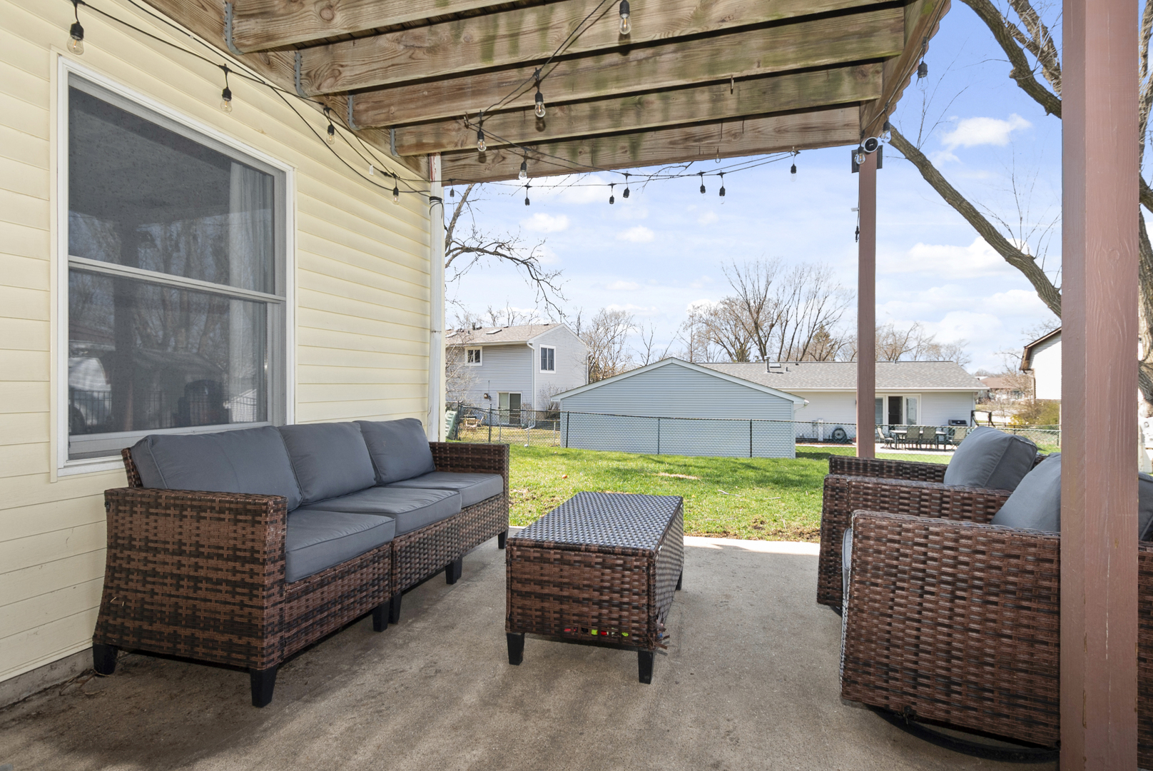 20148 S Greenfield Lane, Frankfort, IL 60423