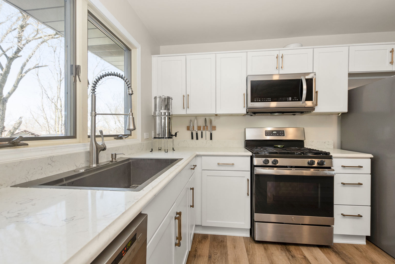 20148 S Greenfield Lane, Frankfort, IL 60423