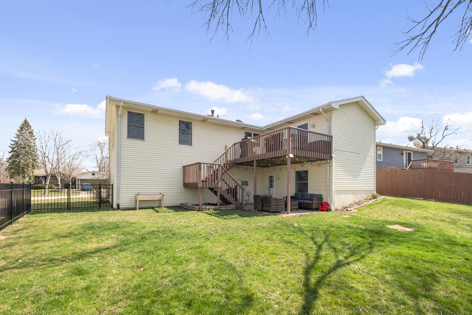 20148 S Greenfield Lane, Frankfort, IL 60423