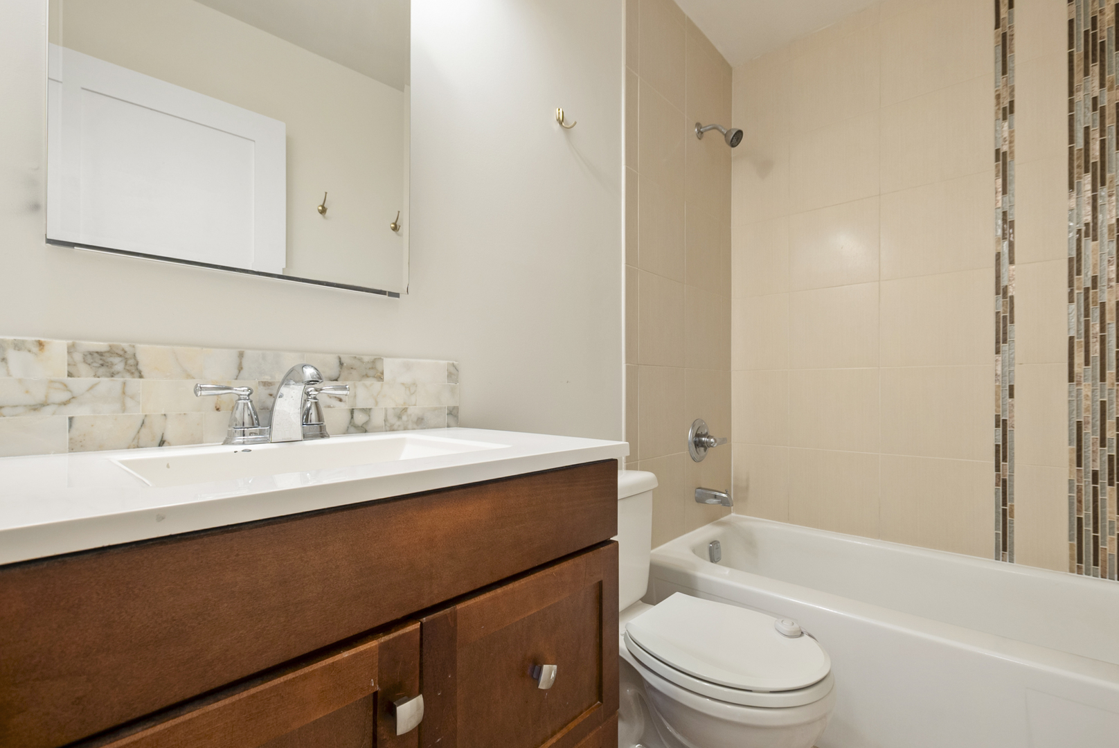 20148 S Greenfield Lane, Frankfort, IL 60423