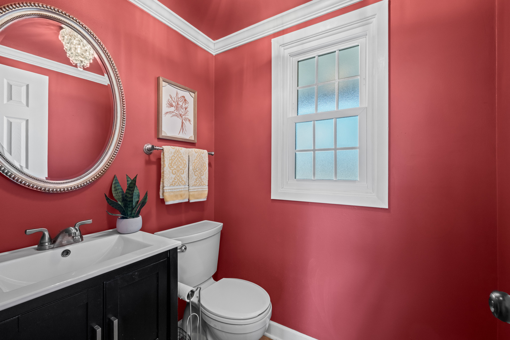 1320 N Douglas Avenue, Arlington Heights, IL 60004