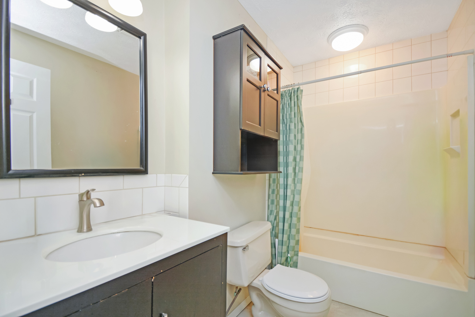 107 E Division Street, Bloomington, IL 61701