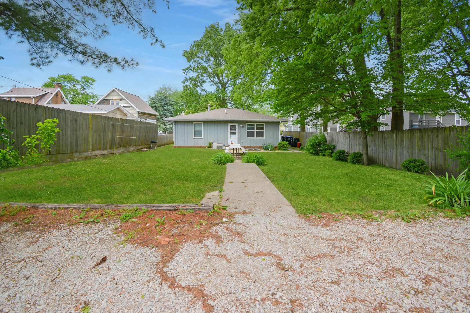 107 E Division Street, Bloomington, IL 61701