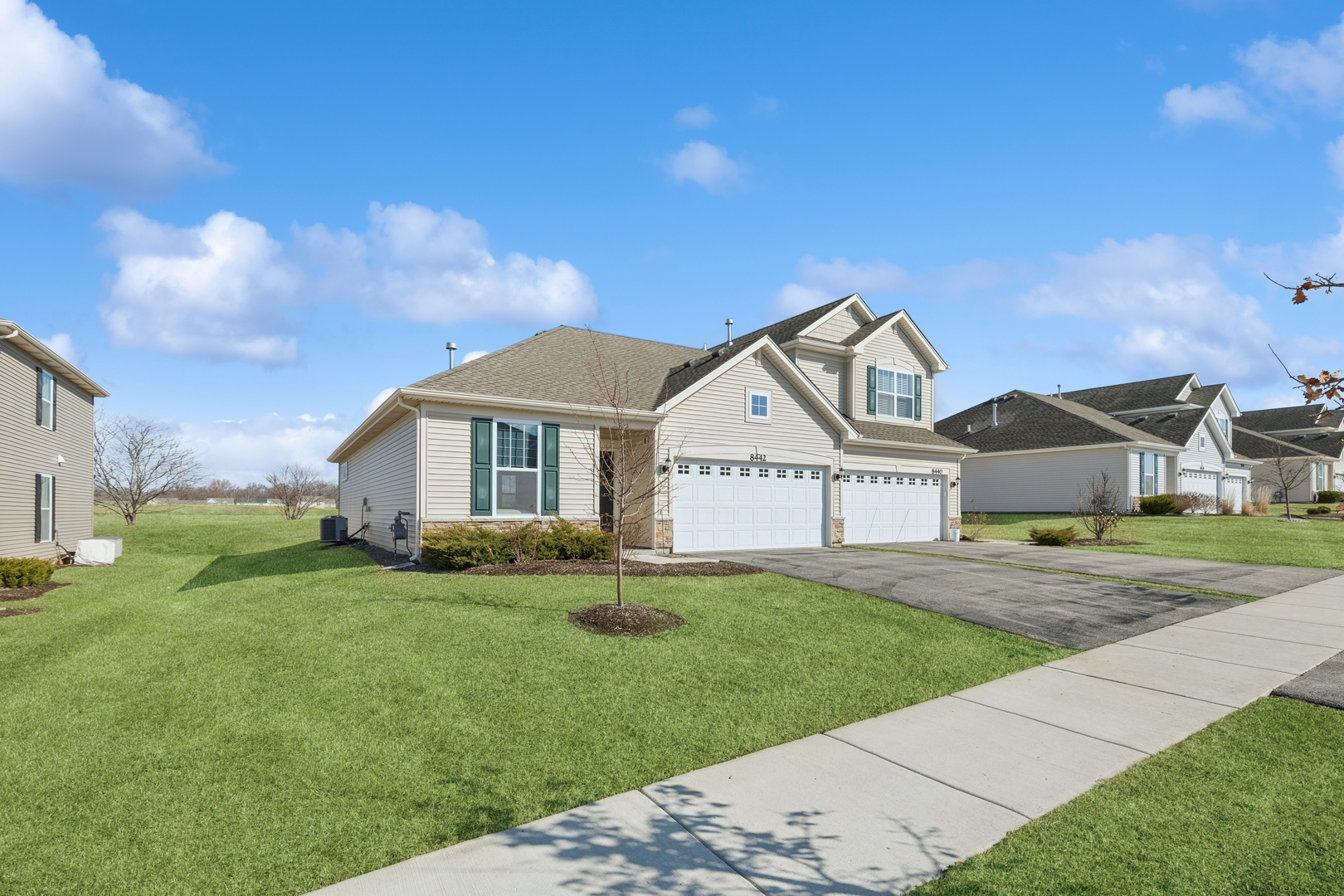 8442 Redbud Court, Wonder Lake, IL 60097