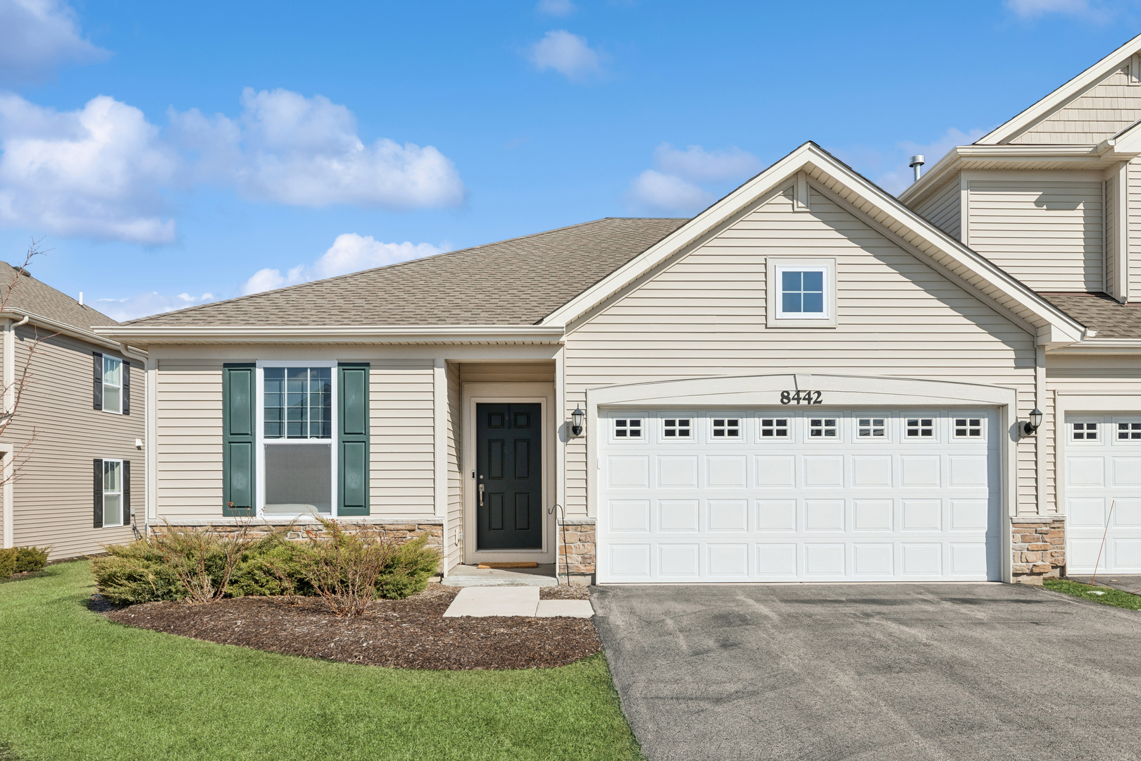 8442 Redbud Court, Wonder Lake, IL 60097