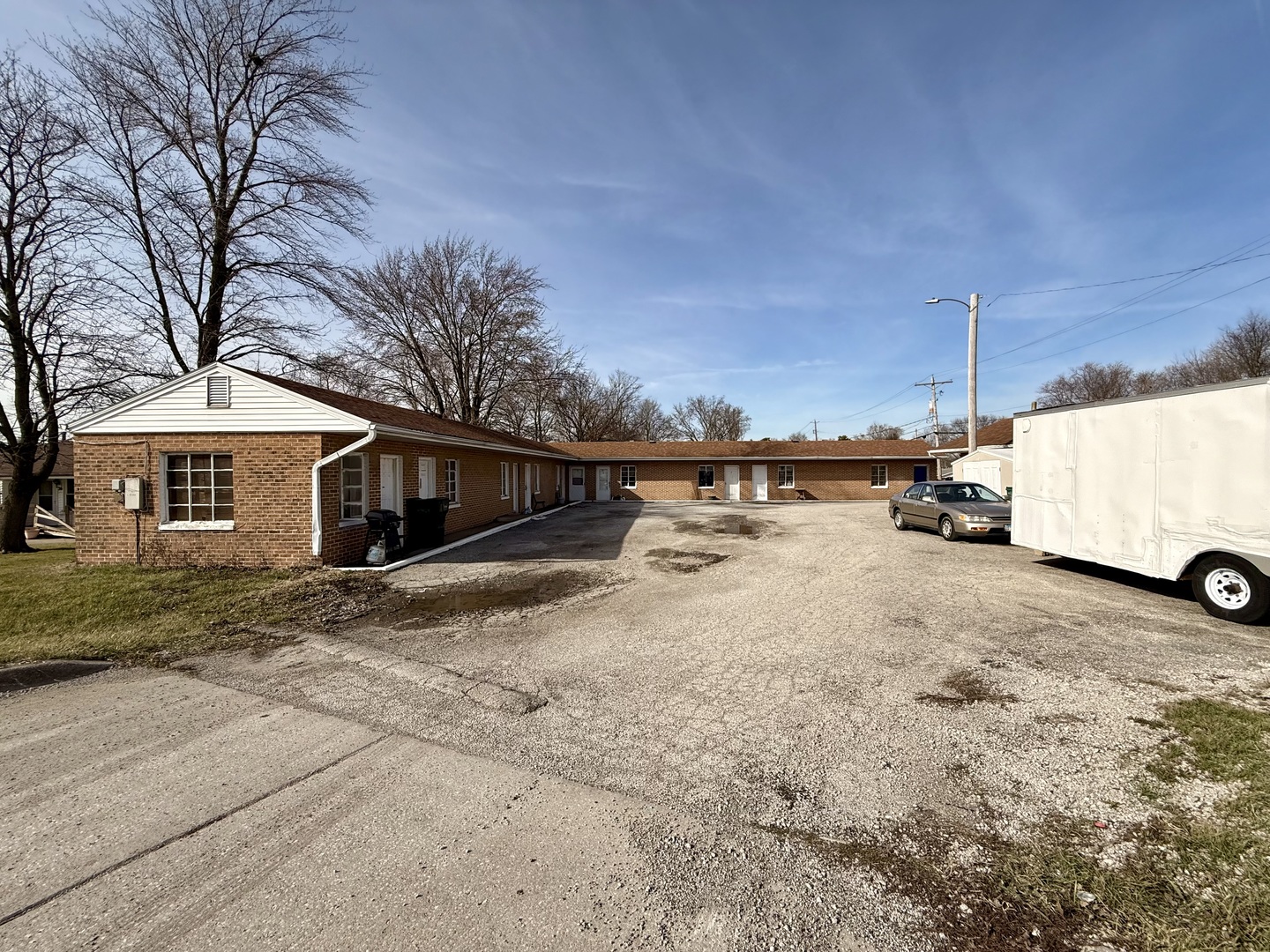901 State Route 10 West, Clinton, IL 61727