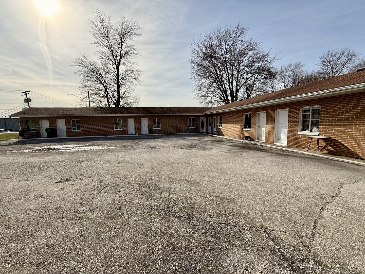 901 State Route 10 West, Clinton, IL 61727