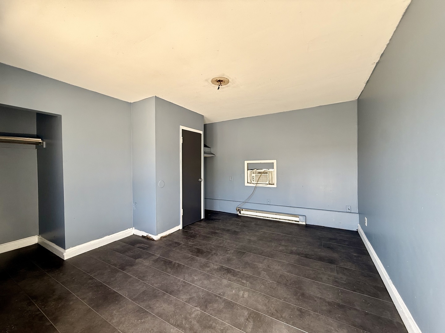 901 State Route 10 West, Clinton, IL 61727