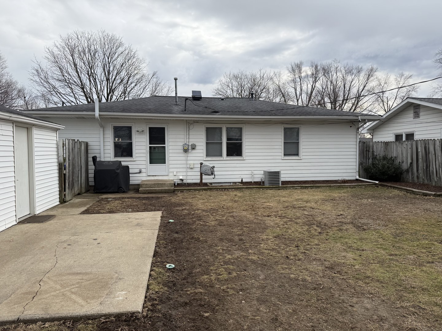 219 Magnolia Drive, Bloomington, IL 61701