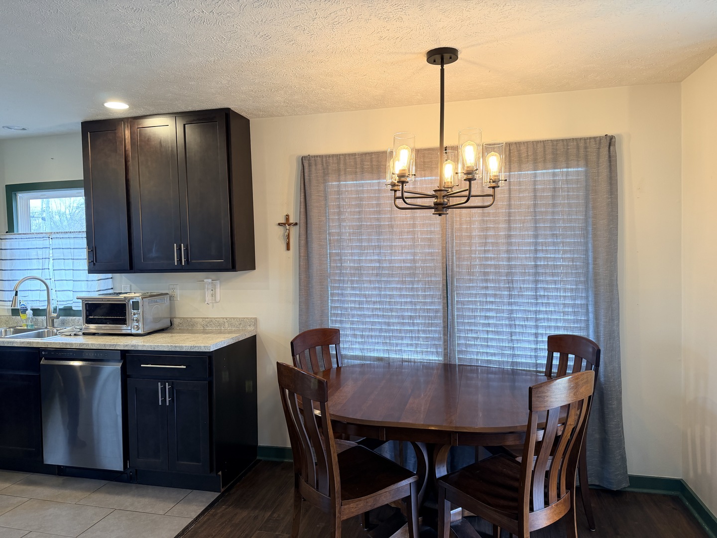 219 Magnolia Drive, Bloomington, IL 61701