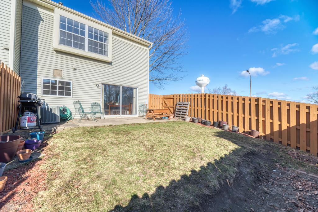 7583 WATERFORD Drive #7583, Hanover Park, IL 60133