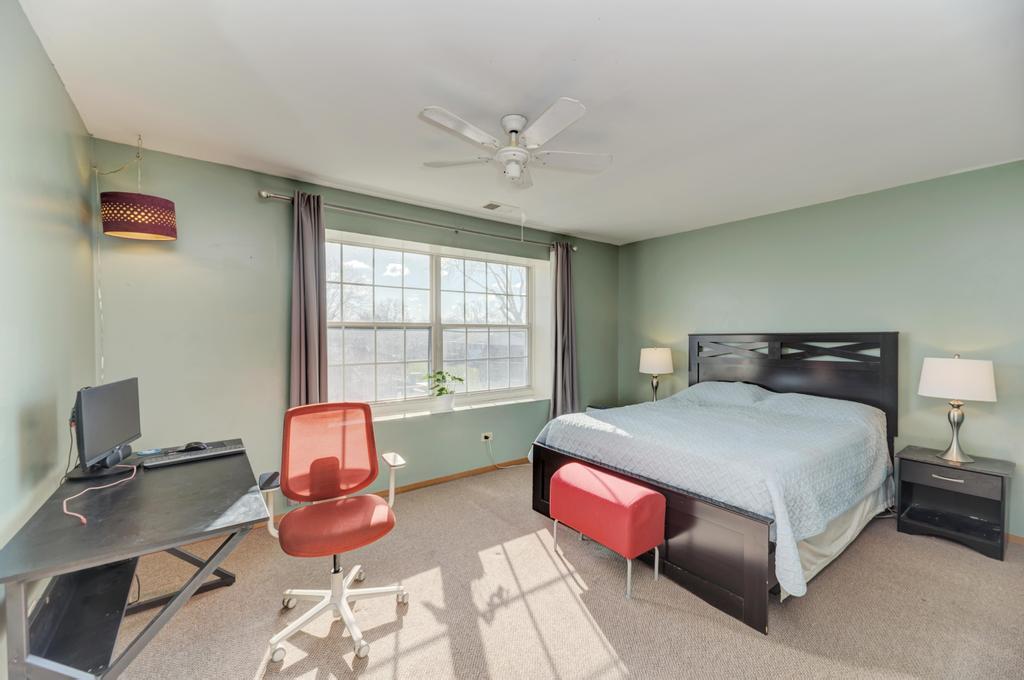 7583 WATERFORD Drive #7583, Hanover Park, IL 60133