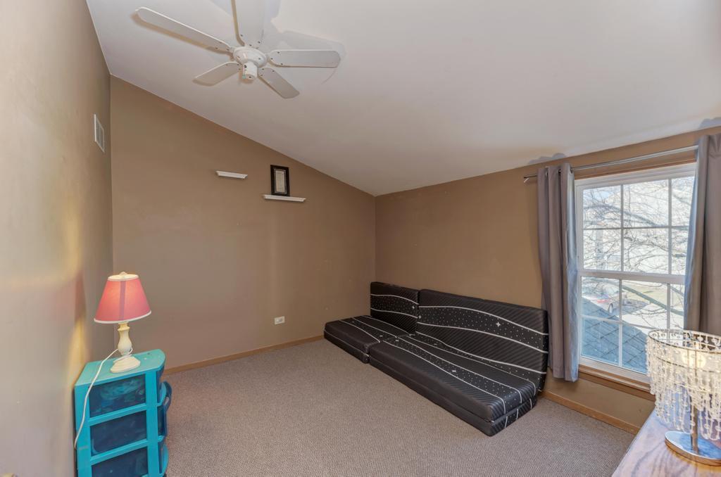 7583 WATERFORD Drive #7583, Hanover Park, IL 60133