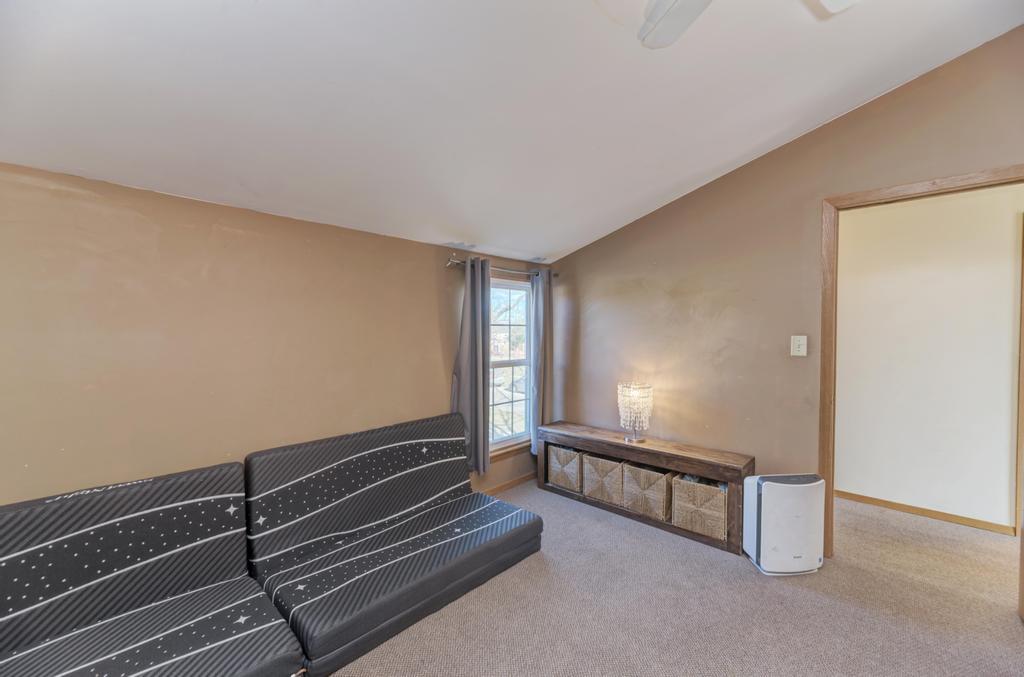 7583 WATERFORD Drive #7583, Hanover Park, IL 60133