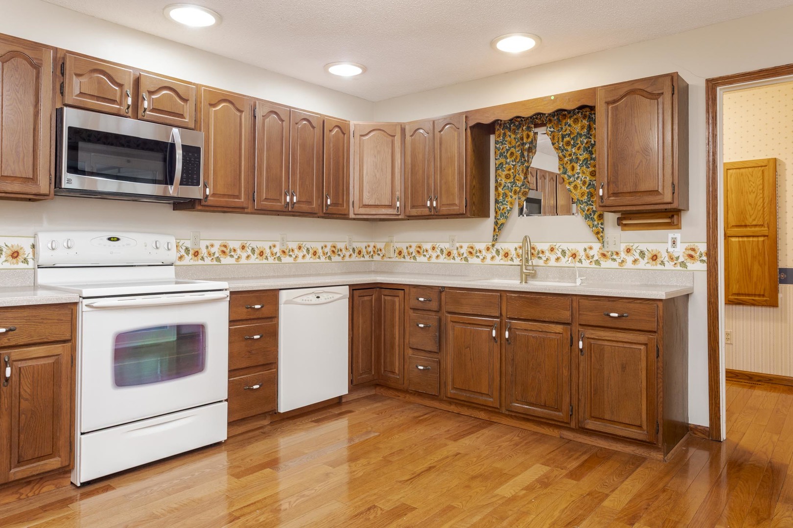 19710 Nottingham Drive, Downs, IL 61736