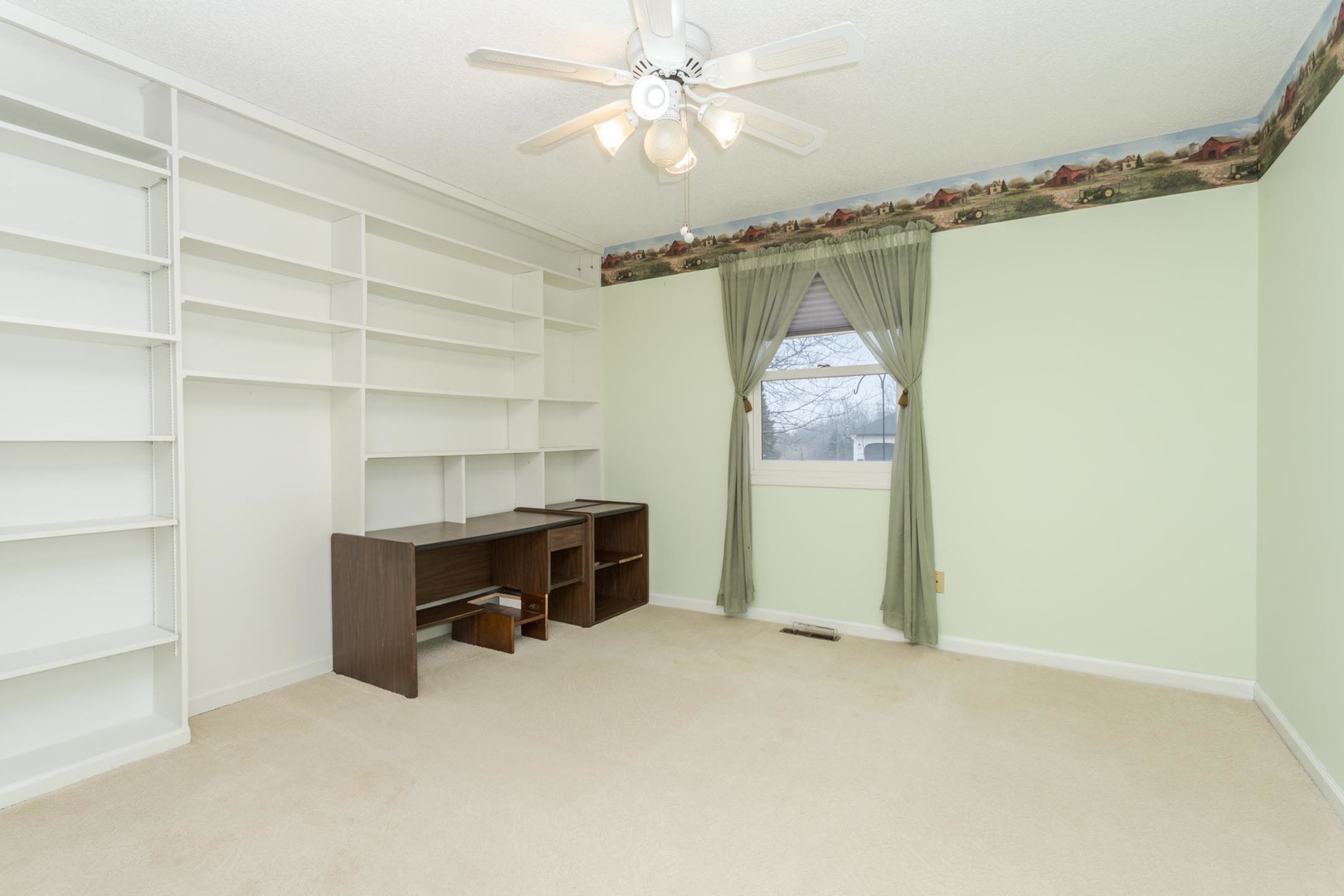 19710 Nottingham Drive, Downs, IL 61736