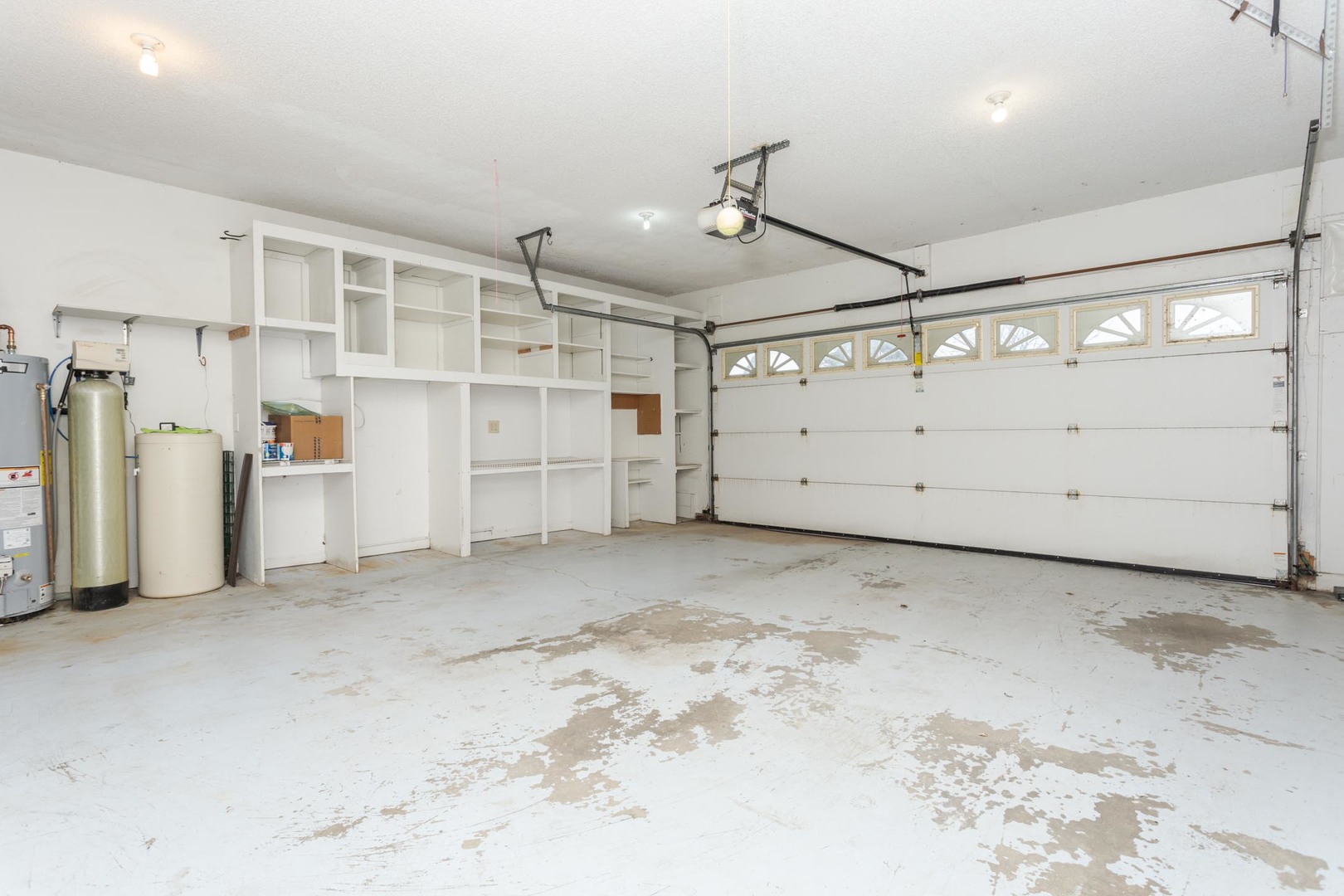 19710 Nottingham Drive, Downs, IL 61736