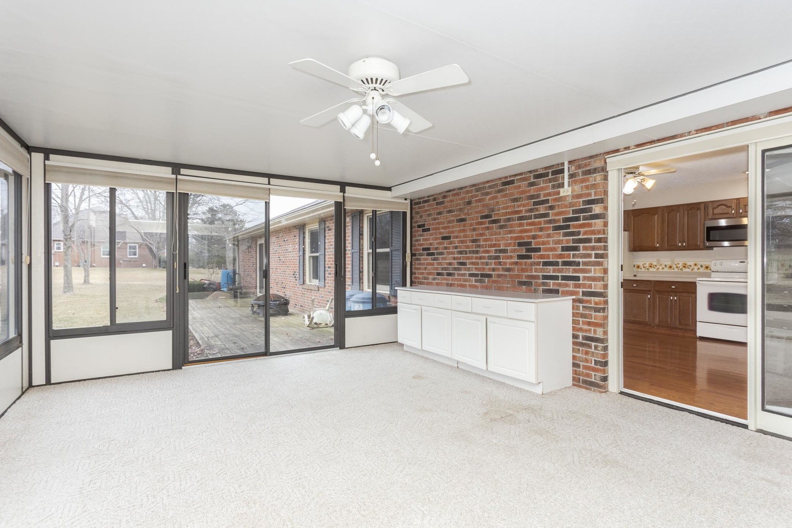 19710 Nottingham Drive, Downs, IL 61736