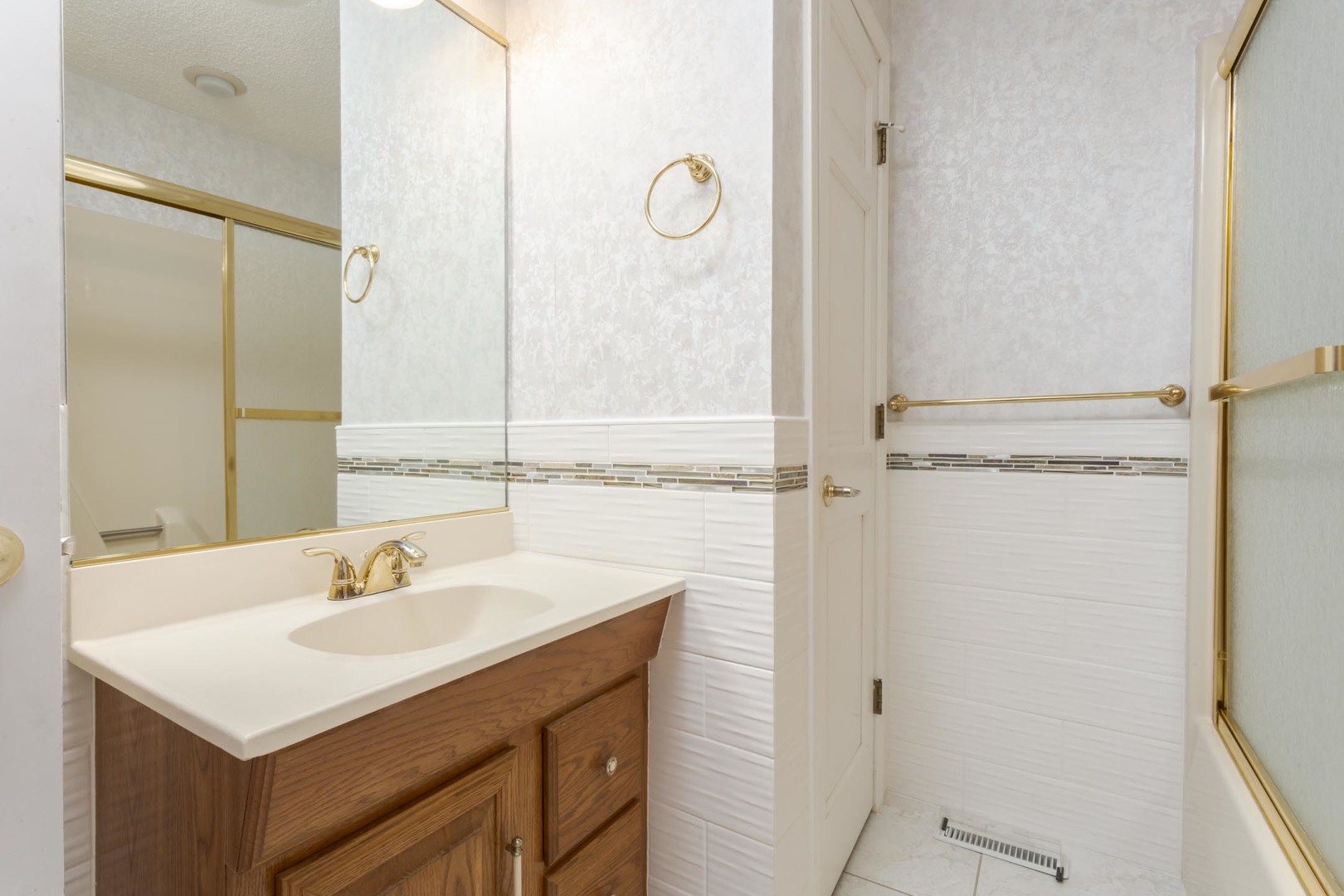 19710 Nottingham Drive, Downs, IL 61736