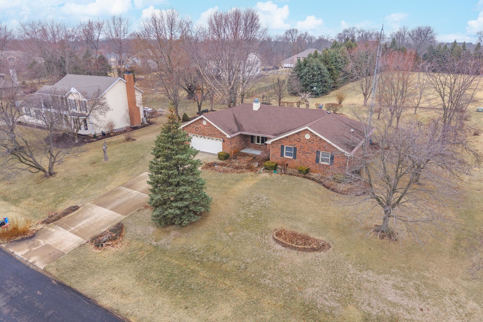 19710 Nottingham Drive, Downs, IL 61736