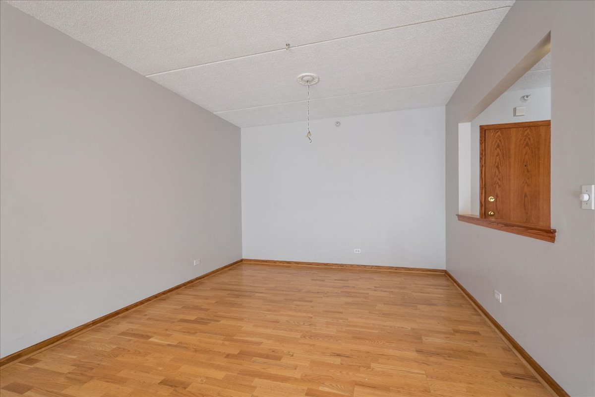 400 S Northwest Highway #301B, Park Ridge, IL 60068