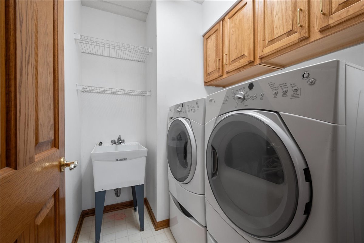 400 S Northwest Highway #301B, Park Ridge, IL 60068