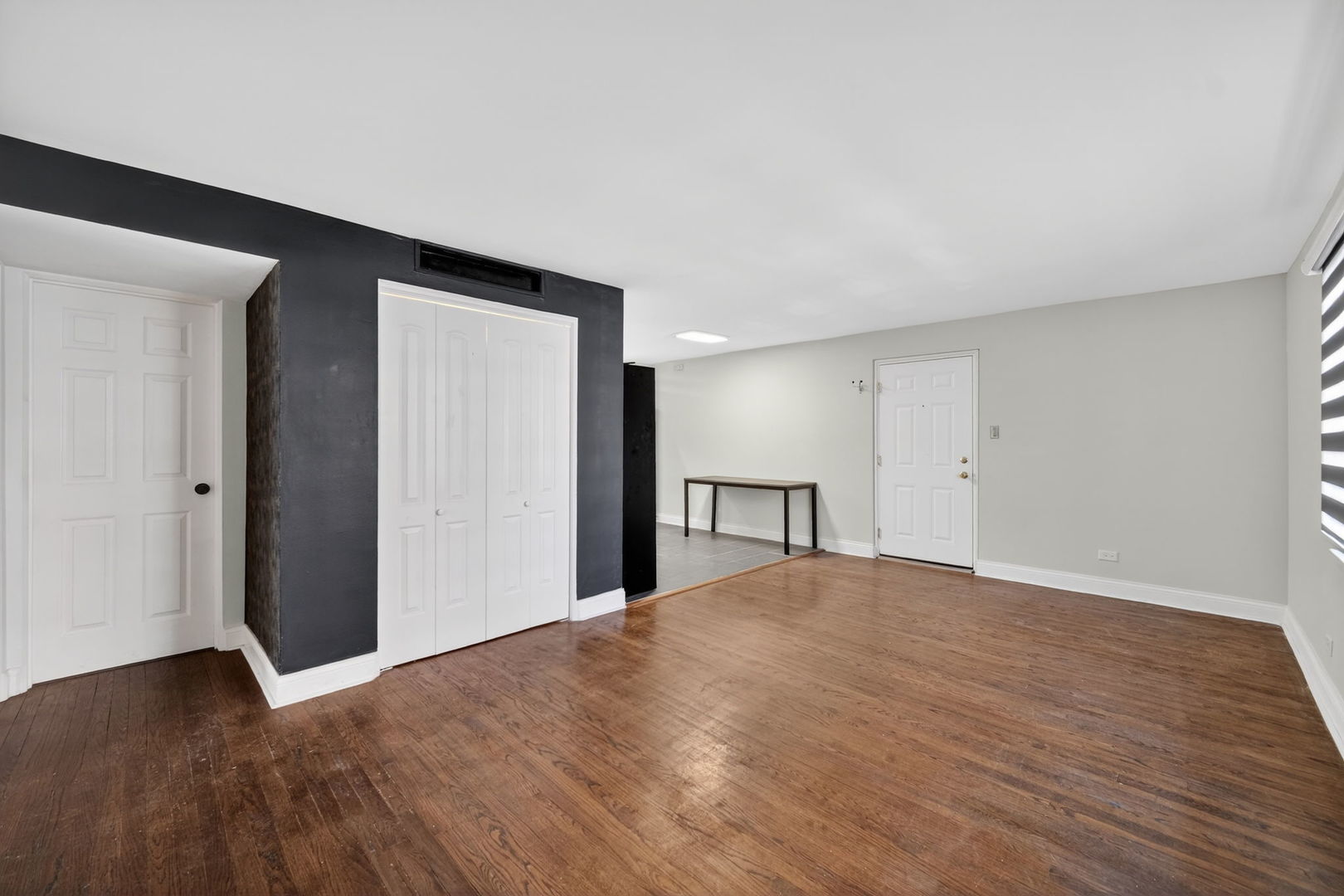 8701 S SACRAMENTO Avenue #2SE, Evergreen Park, IL 60805