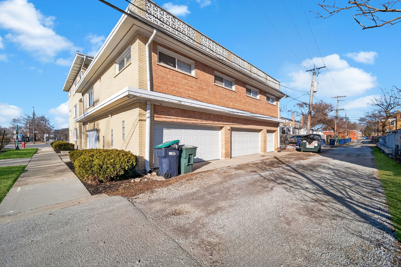 8701 S SACRAMENTO Avenue #2SE, Evergreen Park, IL 60805