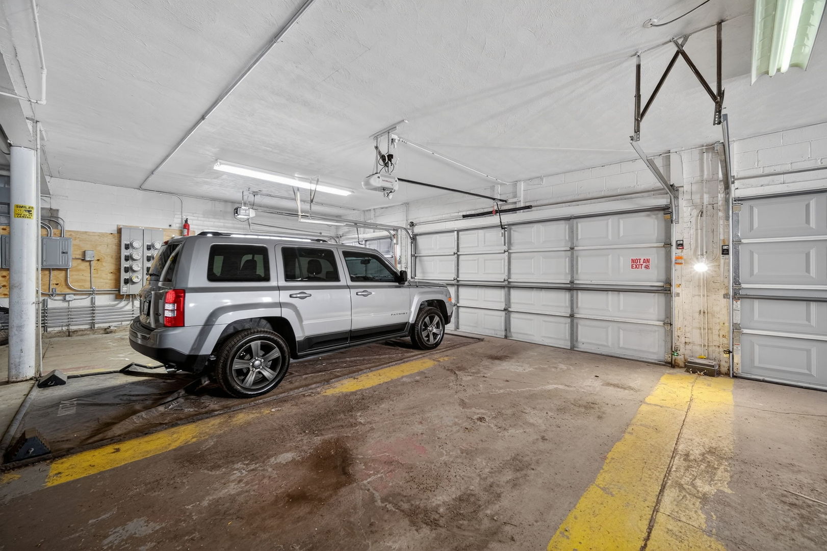 8701 S SACRAMENTO Avenue #2SE, Evergreen Park, IL 60805