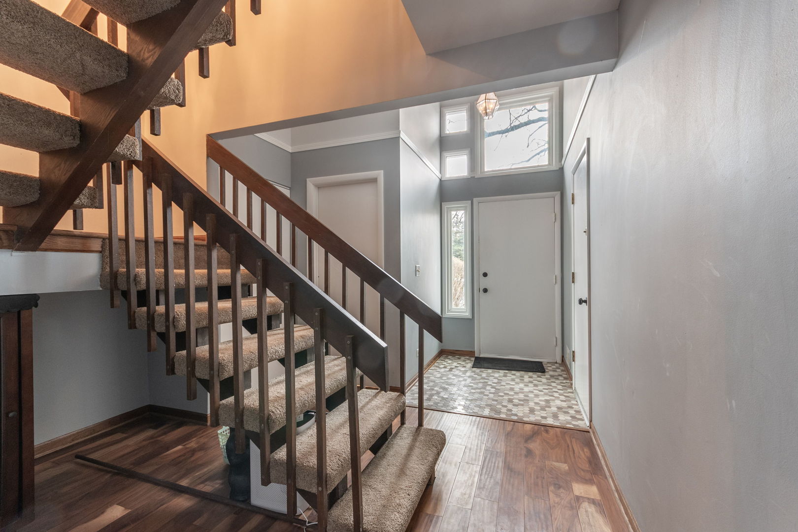 1678 Cove Court, Naperville, IL 60565