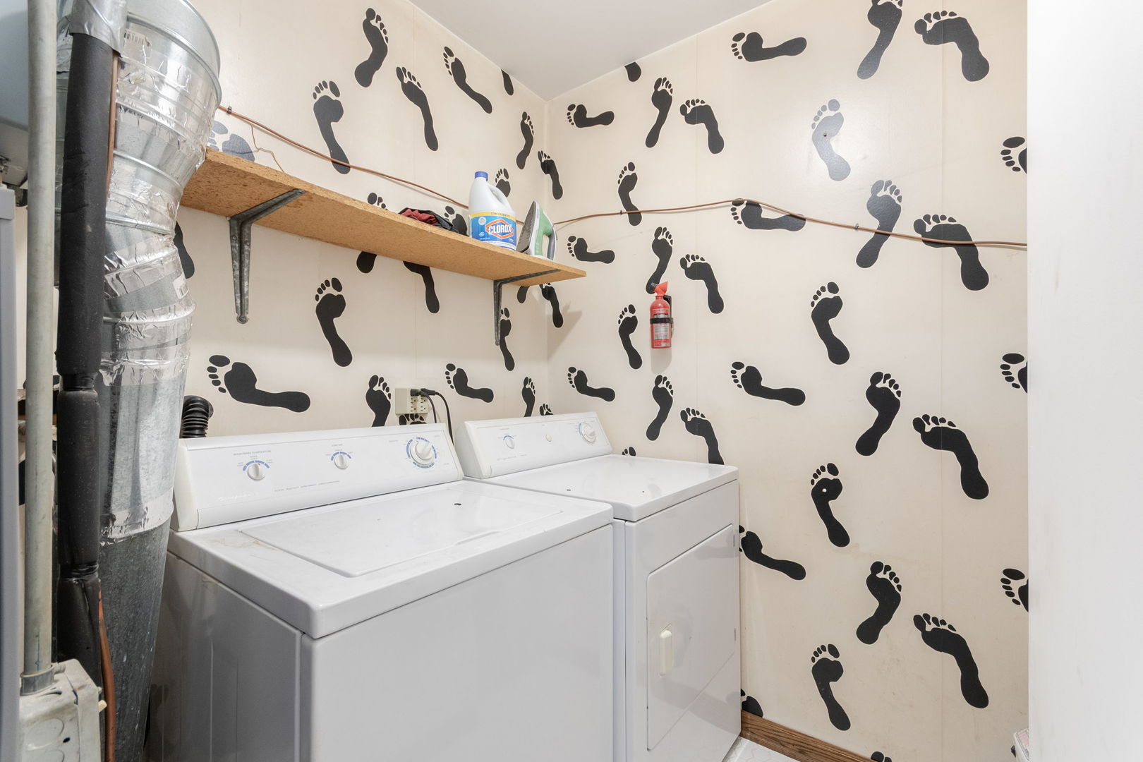 1678 Cove Court, Naperville, IL 60565