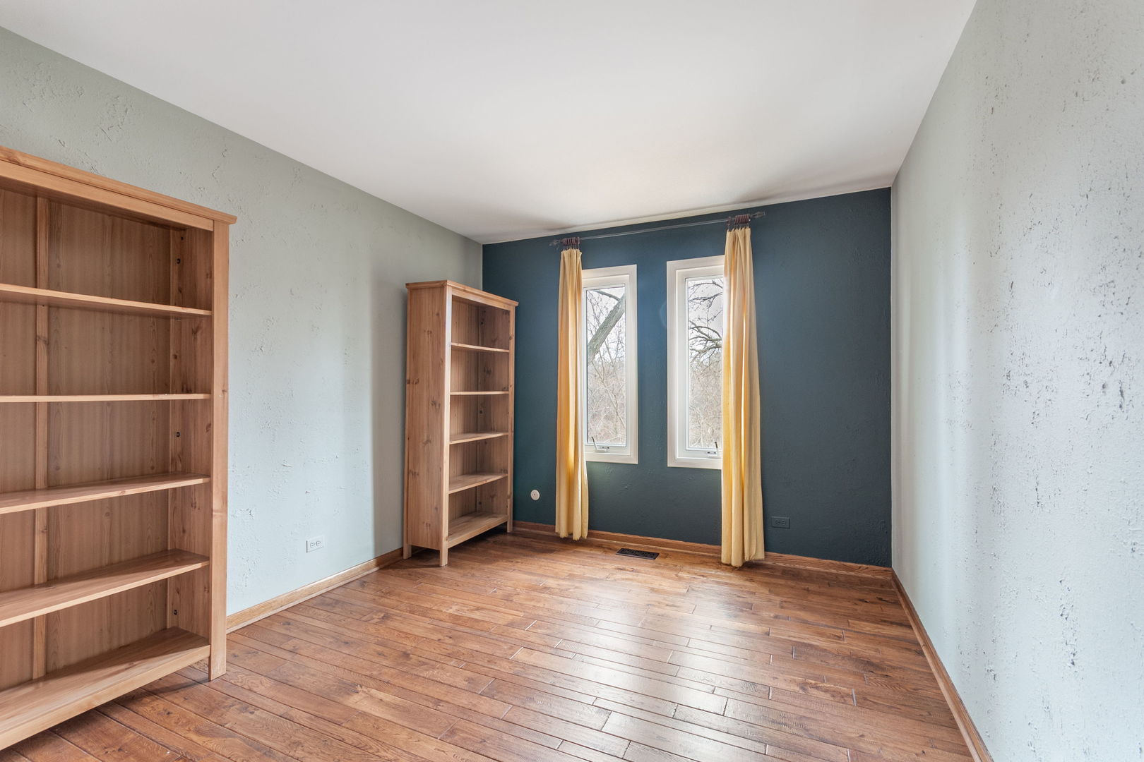 1678 Cove Court, Naperville, IL 60565