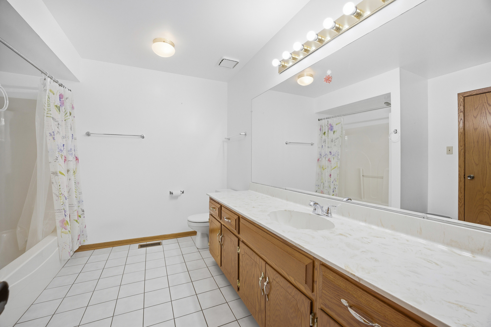 9424 Quail Trail, Tinley Park, IL 60487