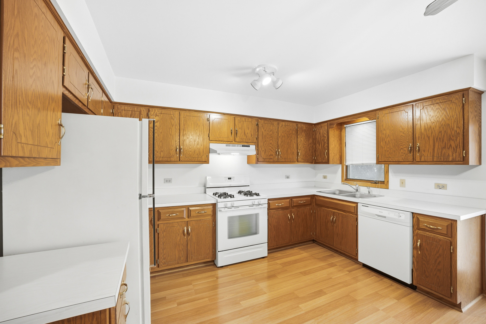 9424 Quail Trail, Tinley Park, IL 60487