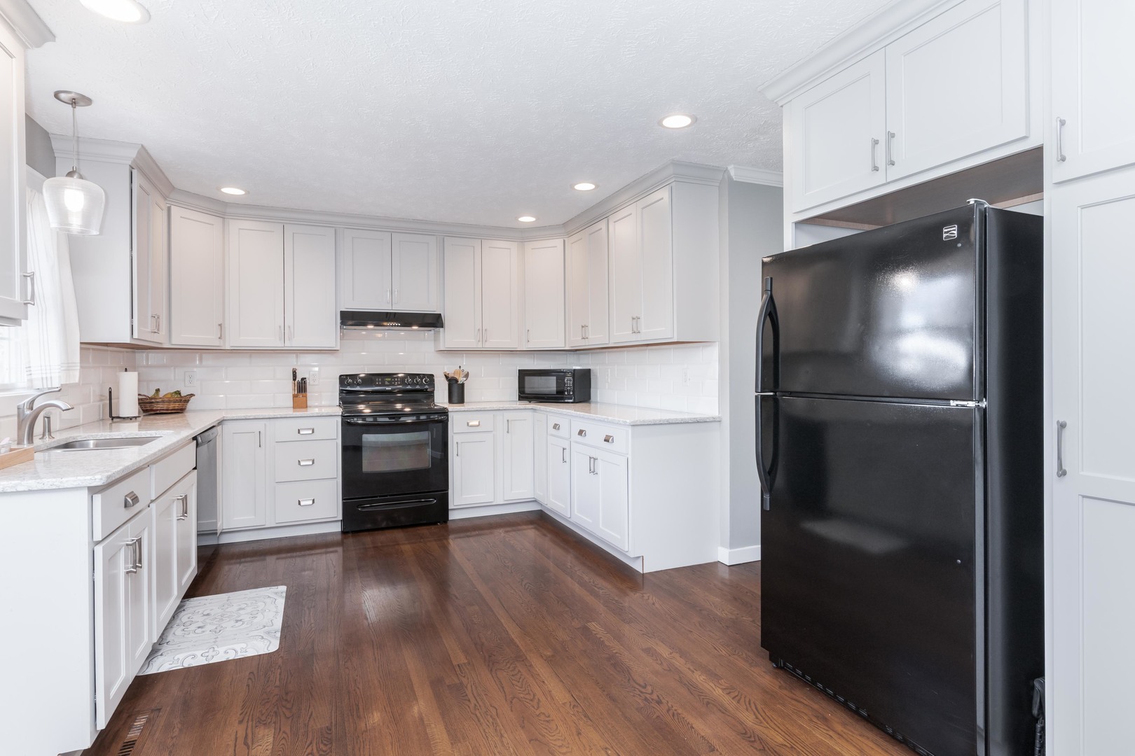 3304 Barrington Road, Bloomington, IL 61704