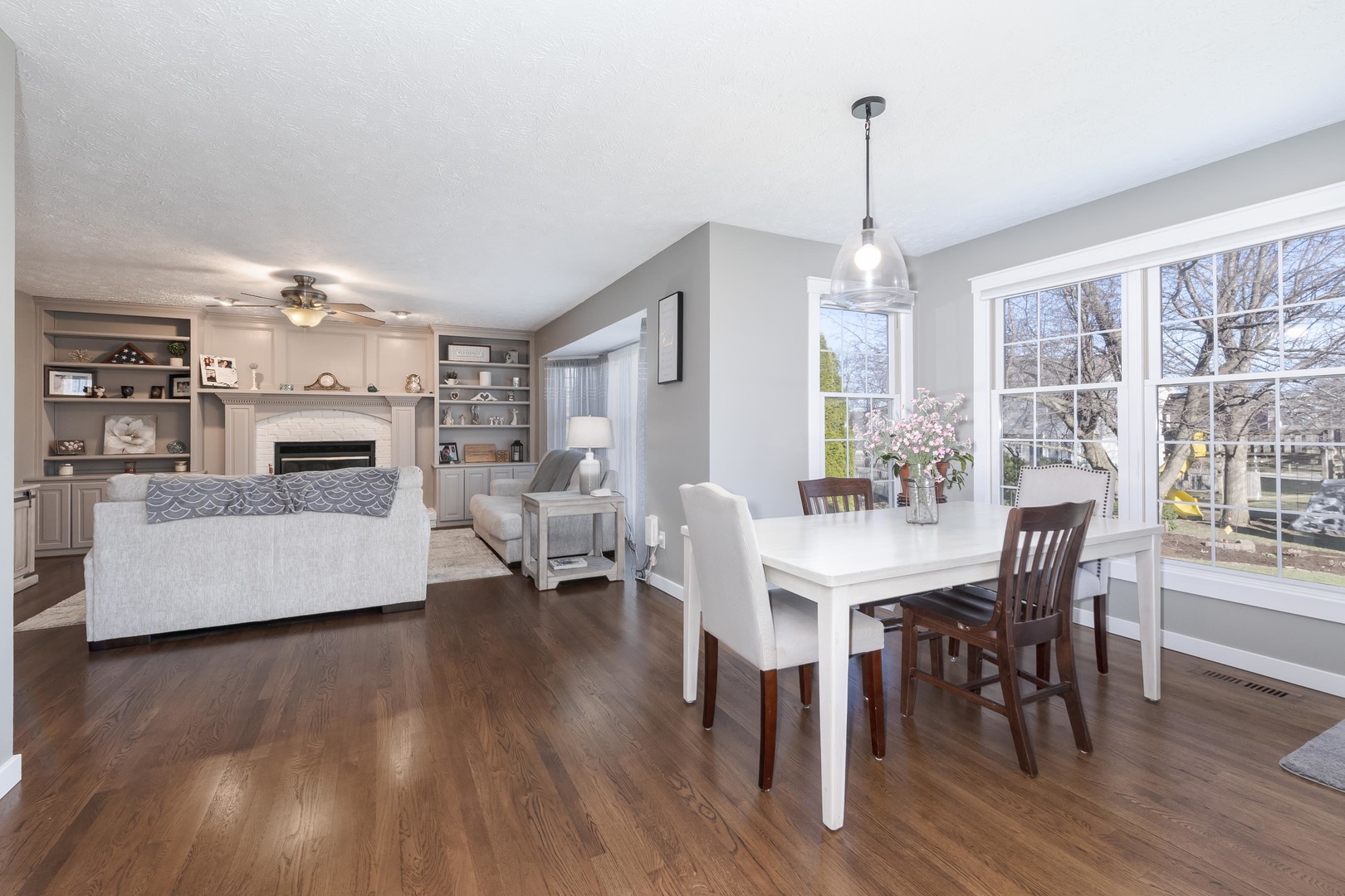 3304 Barrington Road, Bloomington, IL 61704