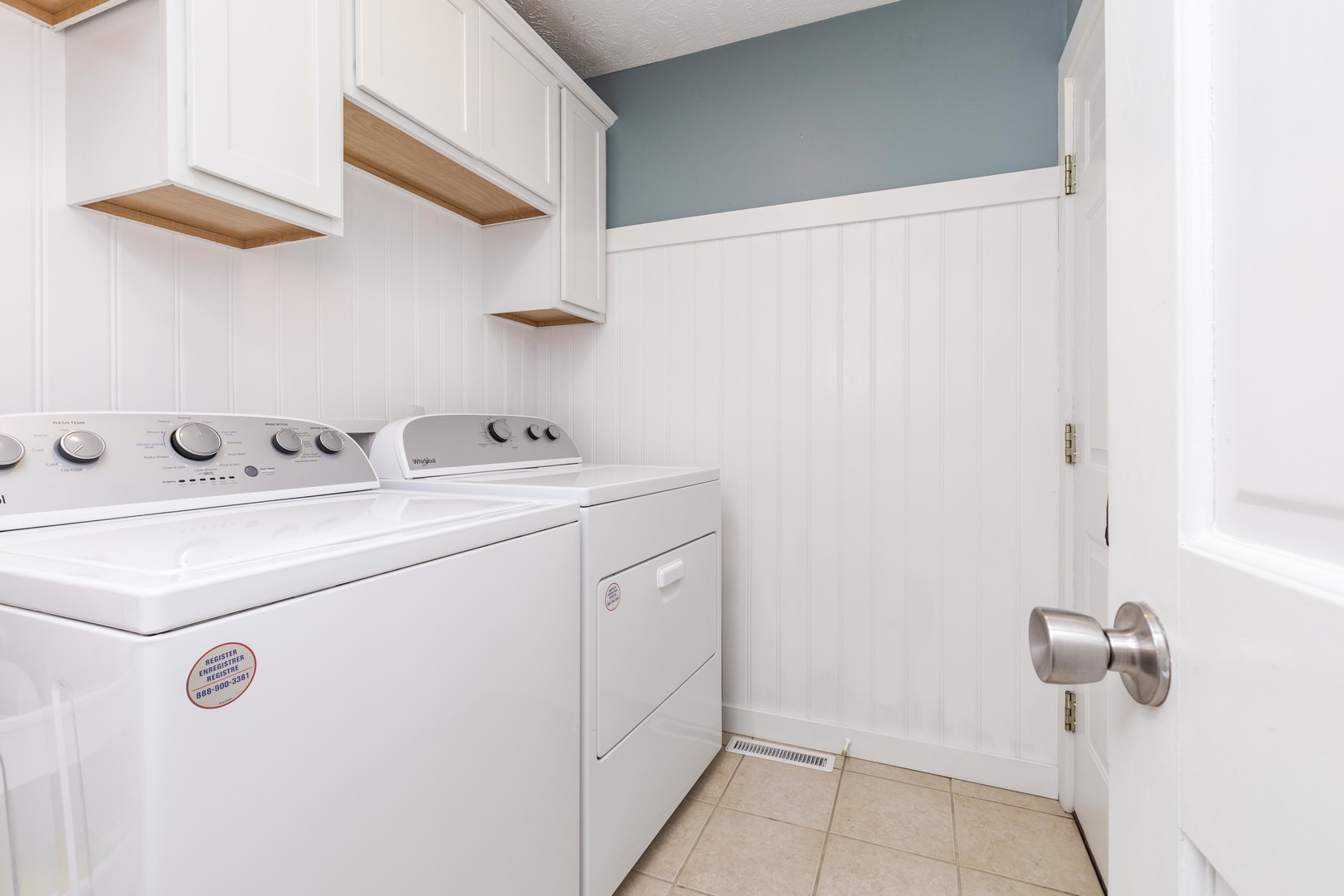 3304 Barrington Road, Bloomington, IL 61704