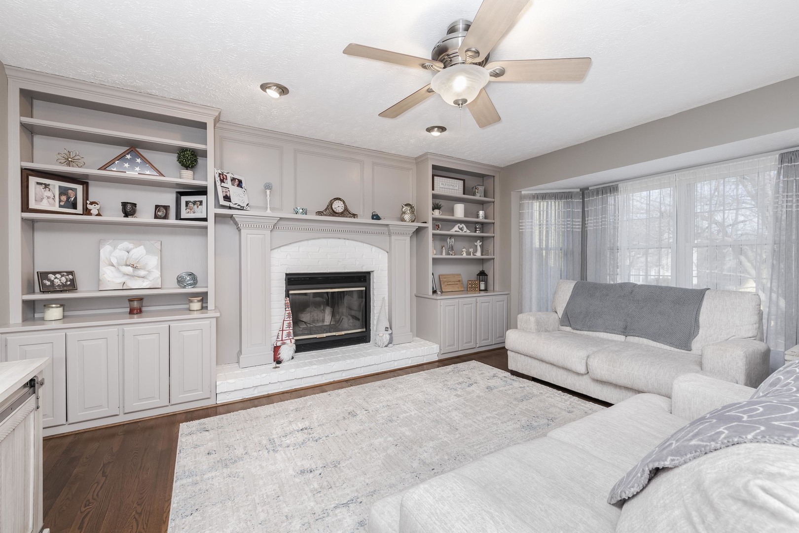 3304 Barrington Road, Bloomington, IL 61704