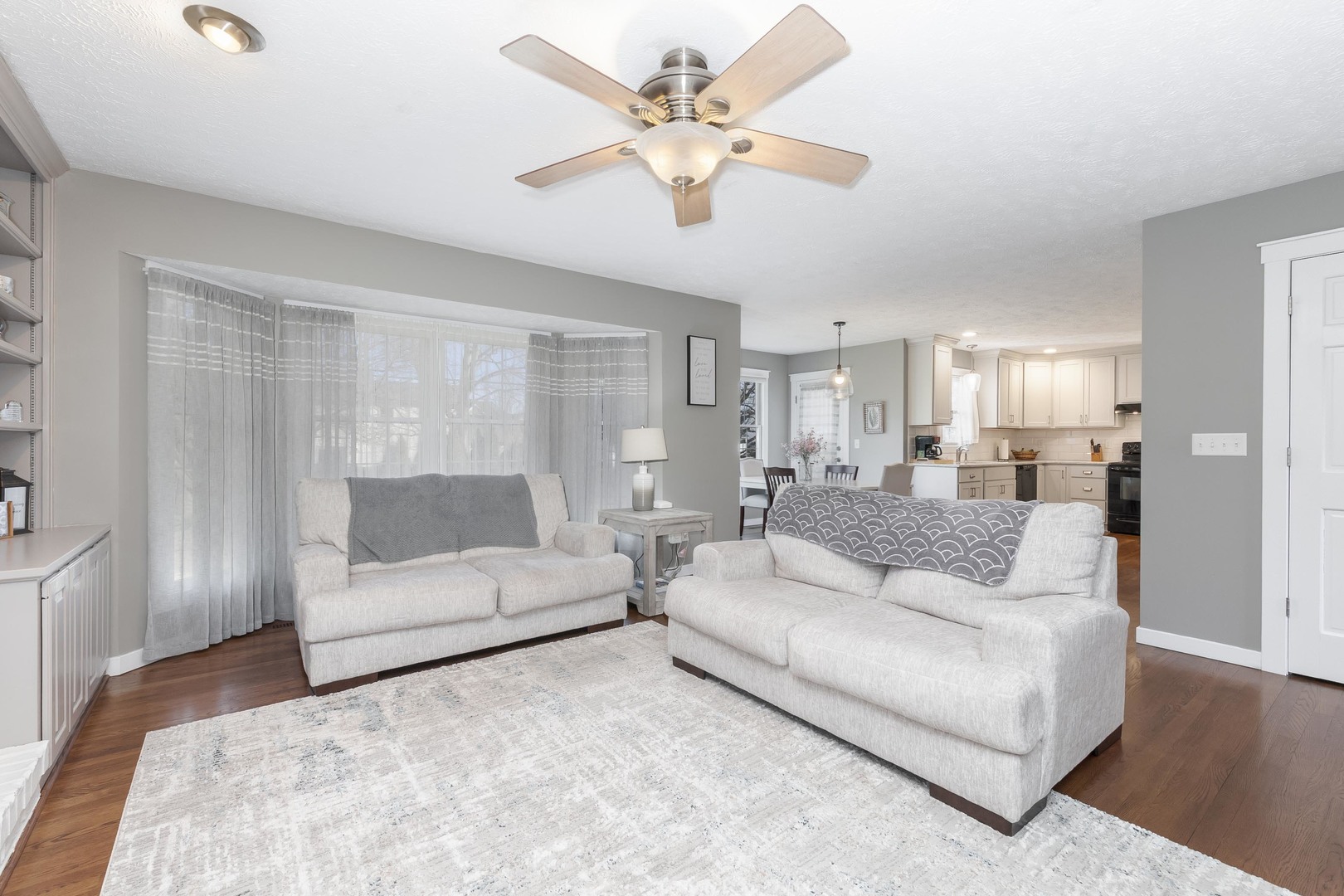 3304 Barrington Road, Bloomington, IL 61704