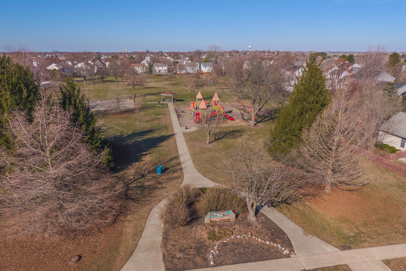 3304 Barrington Road, Bloomington, IL 61704