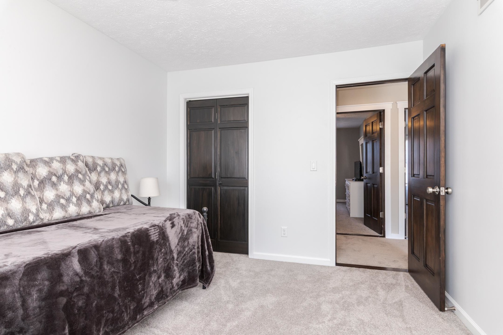 3304 Barrington Road, Bloomington, IL 61704