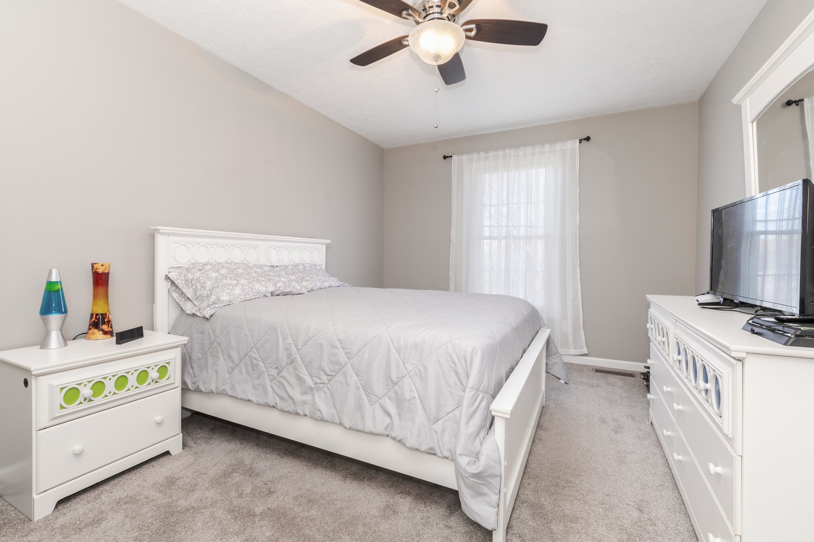 3304 Barrington Road, Bloomington, IL 61704